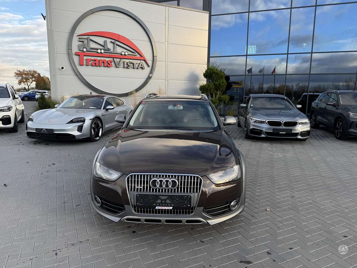 Audi A4 2012 — photo 10