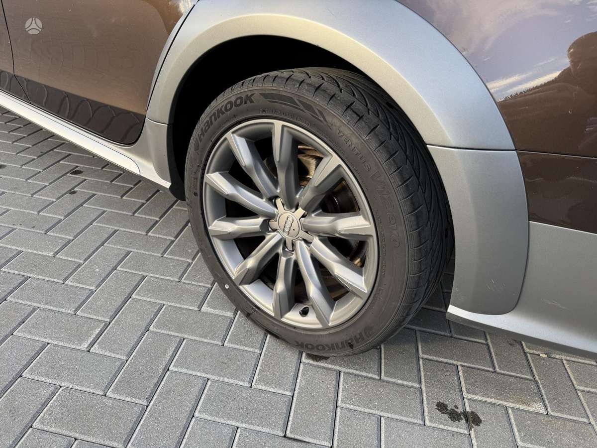 Audi A4 2012 — photo 11