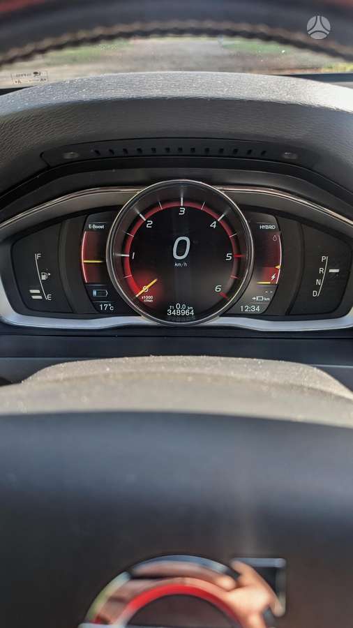 Volvo V60 2015 — photo 7