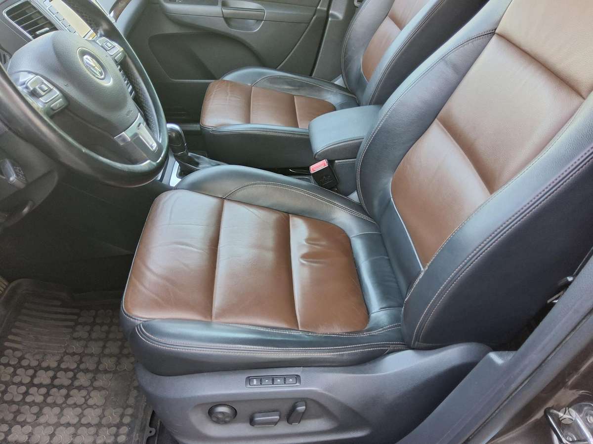 Volkswagen Sharan, 2011