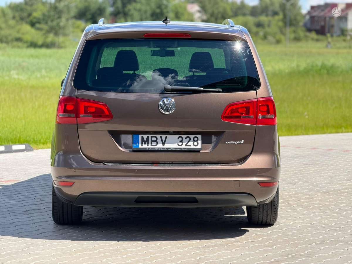 Volkswagen Sharan 2011 — photo 8