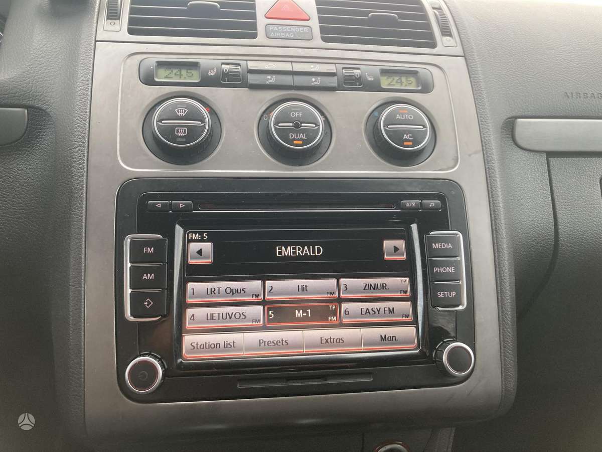 Volkswagen Touran 2007 — photo 29