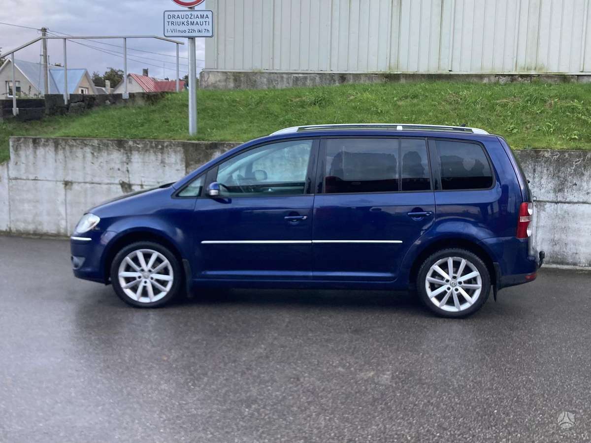 Volkswagen Touran 2007 — engine 1968 cm³, 140 HP (103kW)
