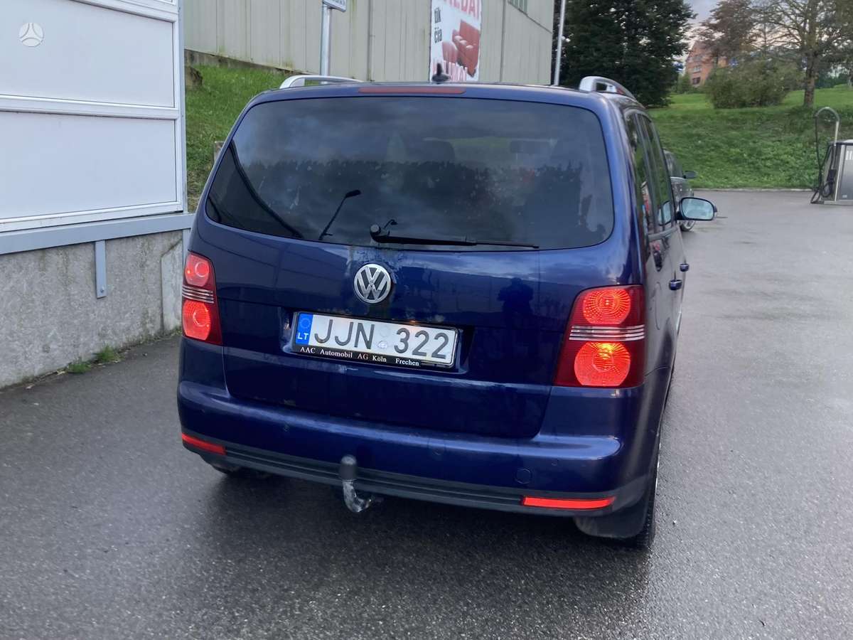 Volkswagen Touran 2007 — photo 8