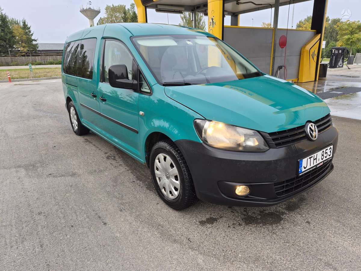 Volkswagen Caddy 2013 — rear view