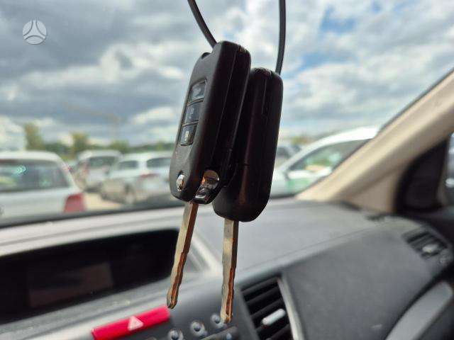 Honda CR-V 2012 — photo 10