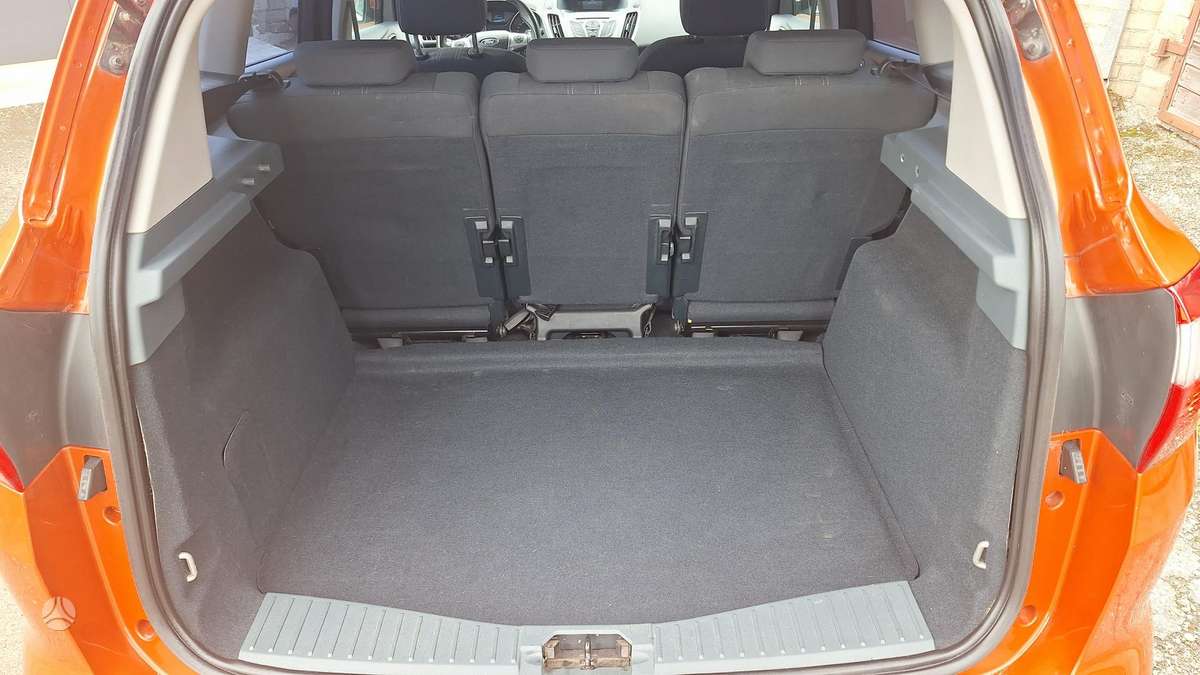 Ford C-MAX 2011 — photo 5