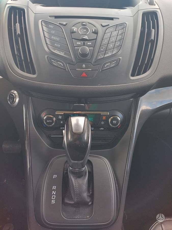 Ford Kuga 2014 — photo 12