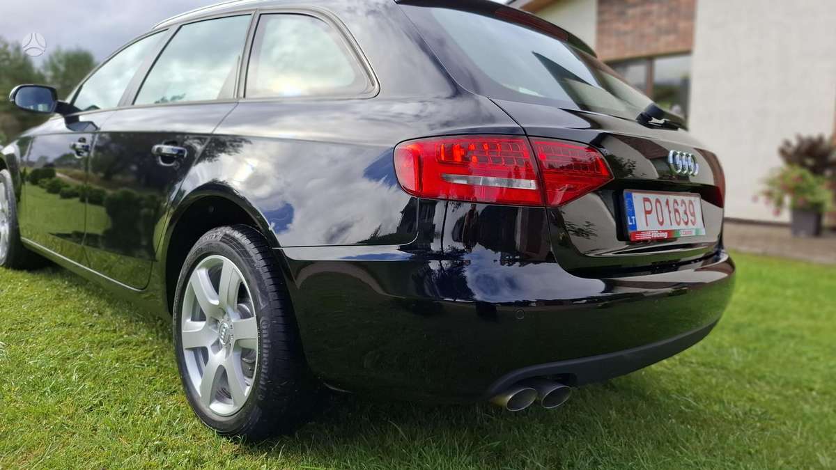 Audi A4 2011 — фото 7