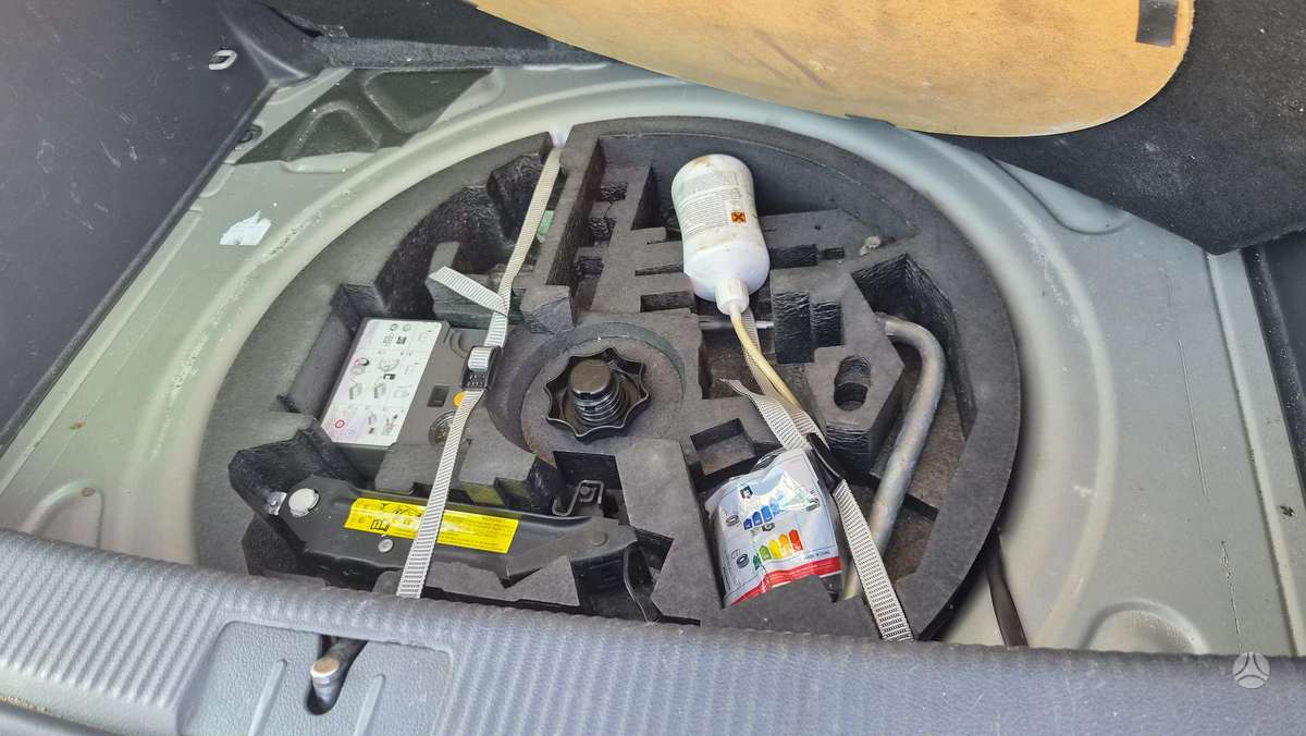 Volkswagen Golf 2008 — photo 17