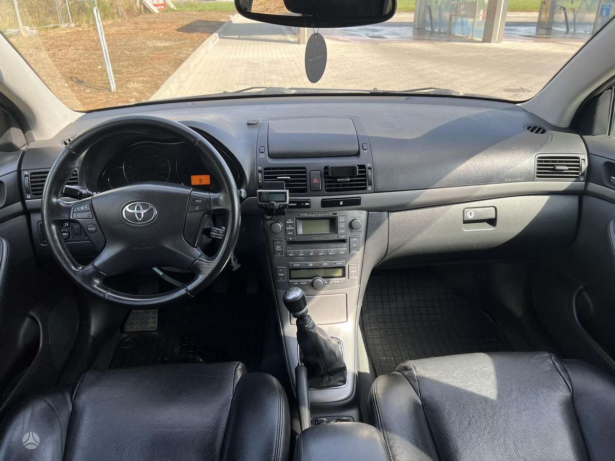 Toyota Avensis 2006 — photo 6
