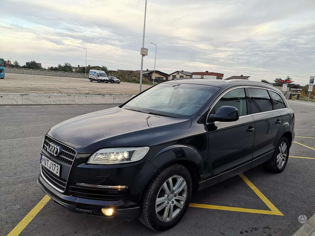 Audi Q7 2008 — photo 10