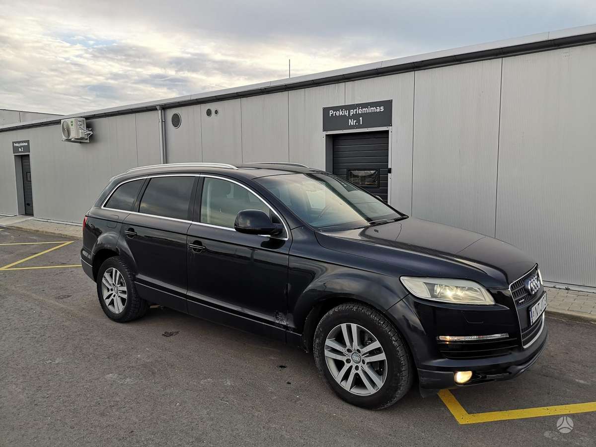Audi Q7 2008 — photo 9