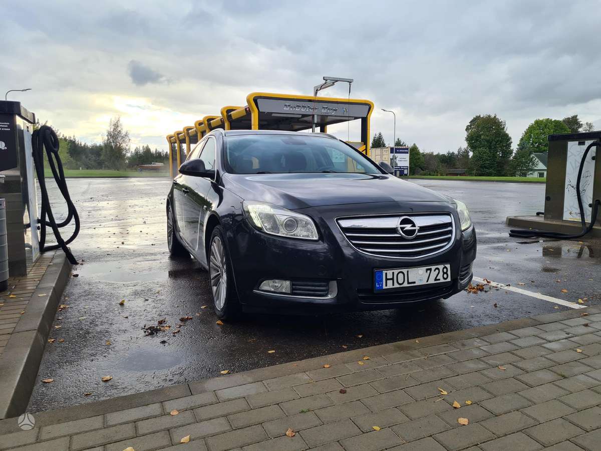 Opel Insignia 2011 — photo 6