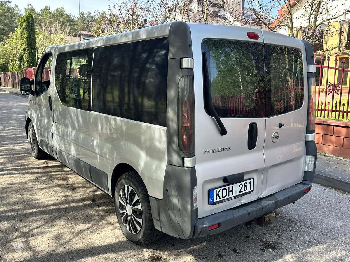 Nissan Primastar 2005 — салон