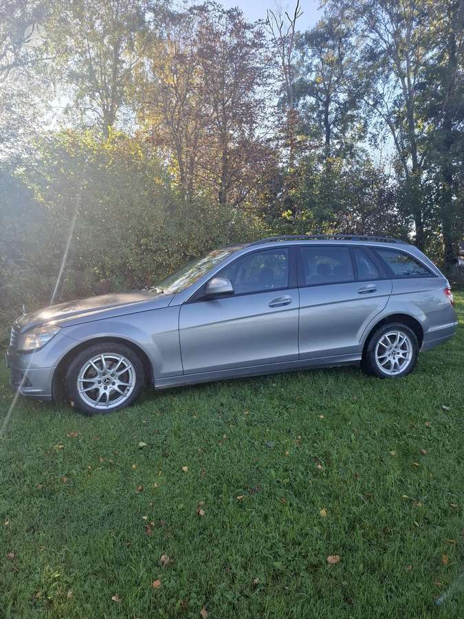 Mercedes-Benz C200 2008 — engine 2148 cm³, 136 HP (100kW)