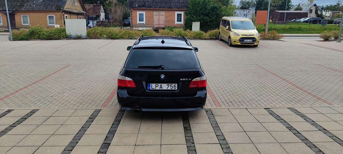 BMW 520 2008 — photo 5