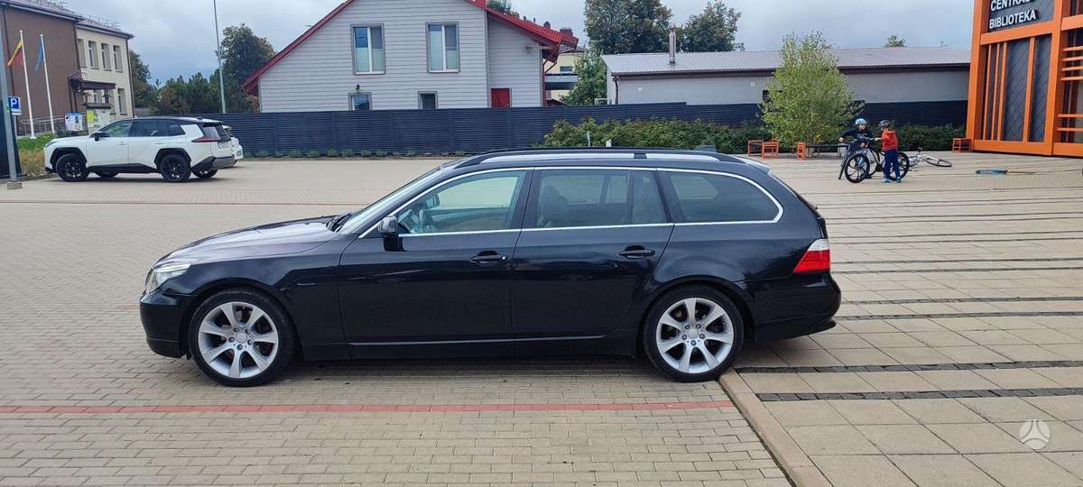 BMW 520 2008 — photo 7