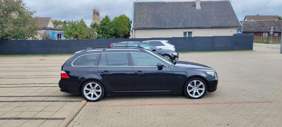 BMW 520 2008 — photo 8