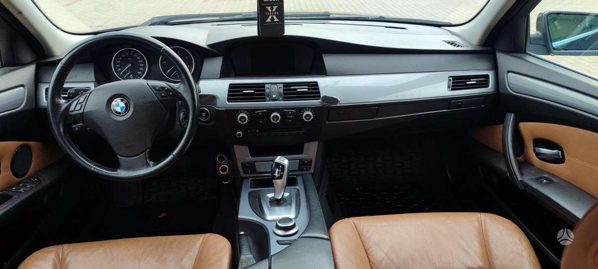 BMW 520 2008 — photo 9