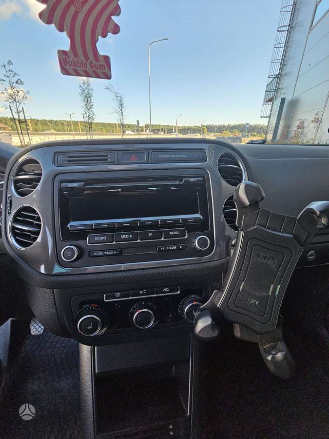 Volkswagen Tiguan 2013 — photo 15