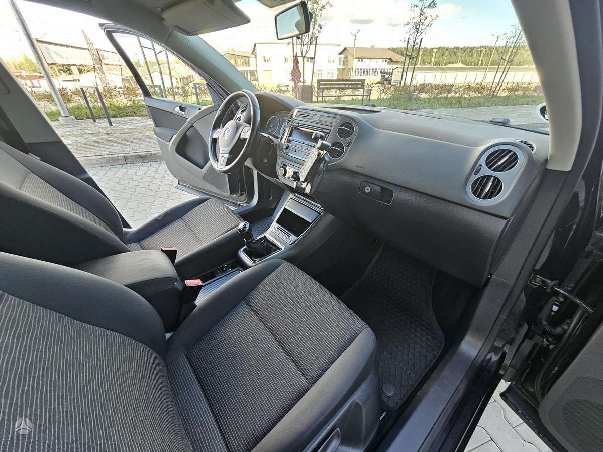 Volkswagen Tiguan 2013 — photo 22