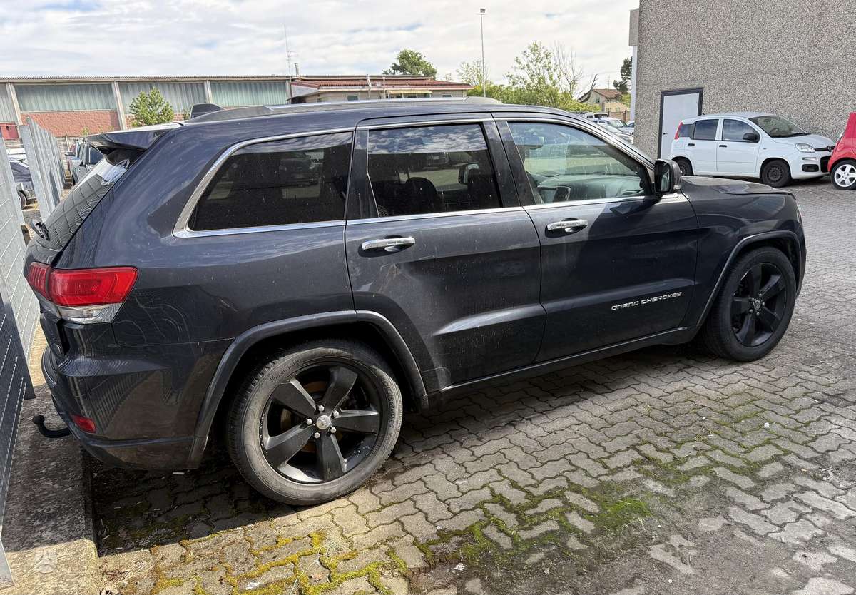 Jeep Grand 2014 — engine 2987 cm³, 250 HP (184kW)
