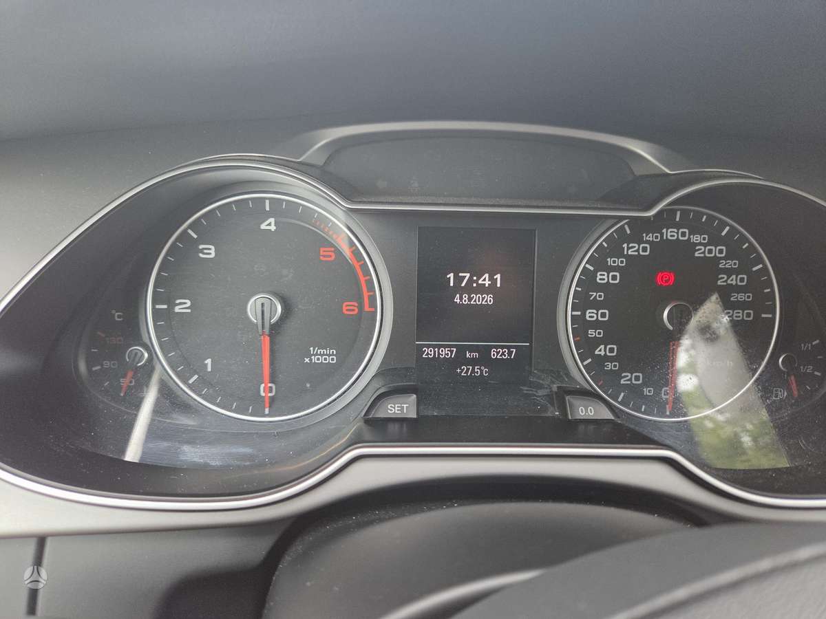 Audi A4 2012 — photo 6