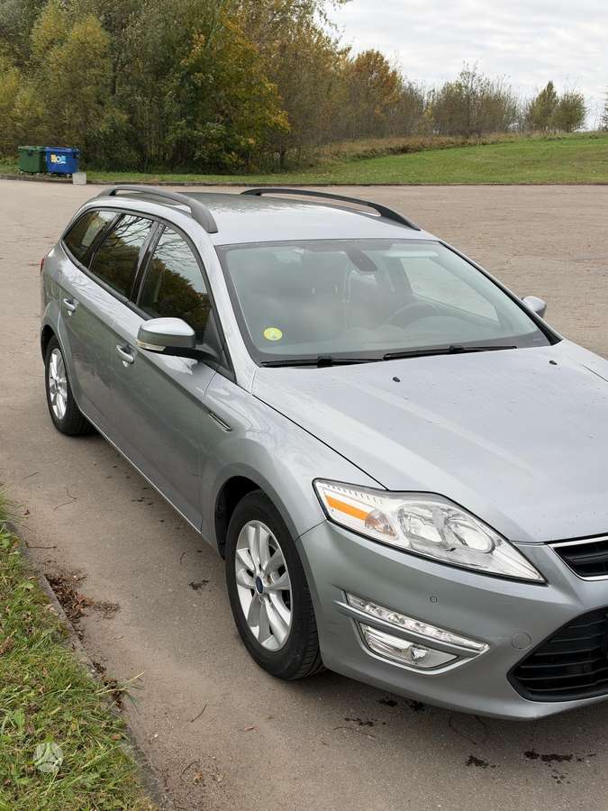Ford Mondeo 2012 — фото 8