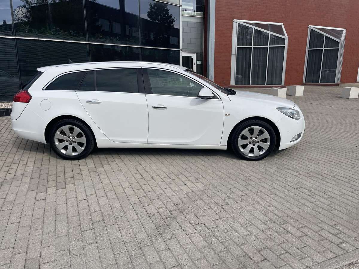 Opel Insignia 2012 — photo 5