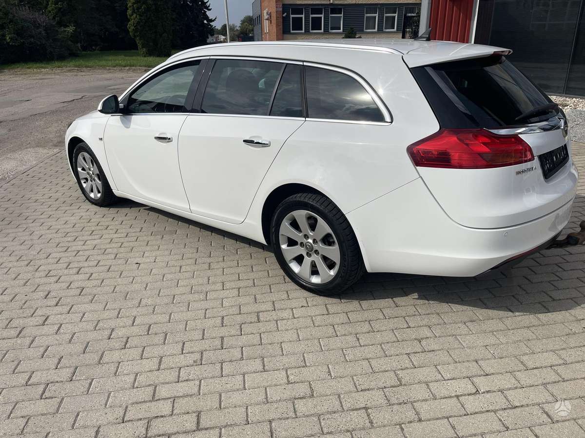 Opel Insignia 2012 — photo 6
