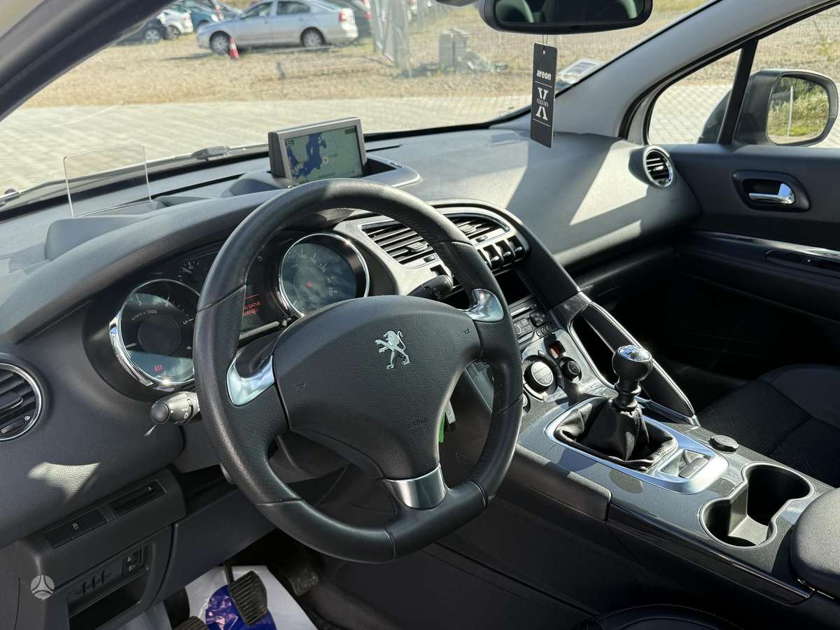 Peugeot 3008 2014 — фото 11