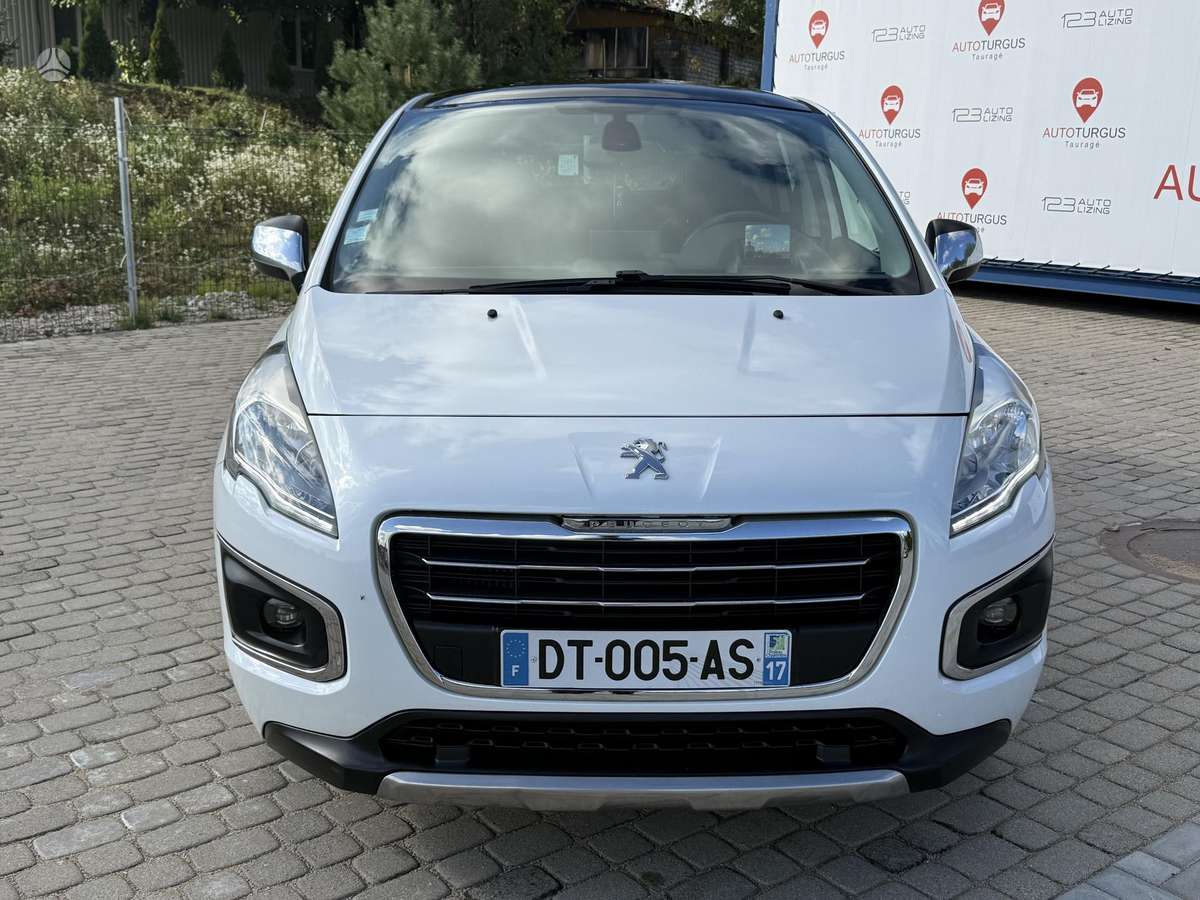 Peugeot 3008 2014 — вигляд ззаду