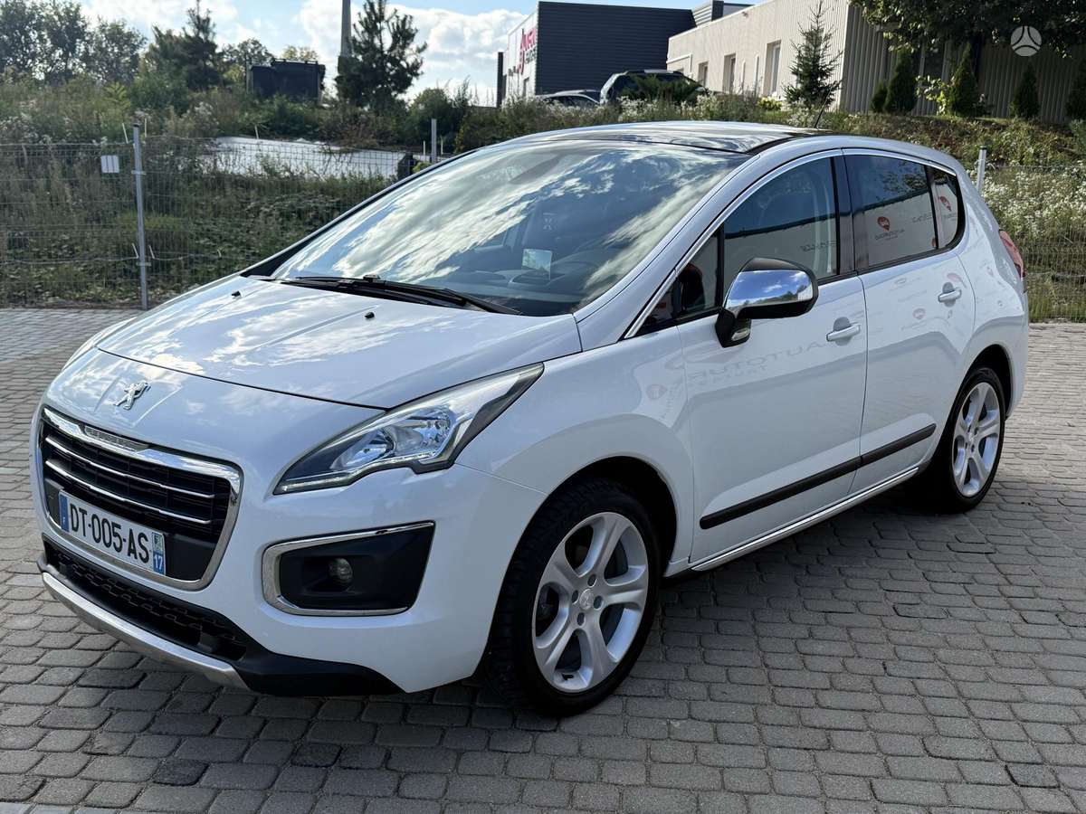 Peugeot 3008 2014 — салон