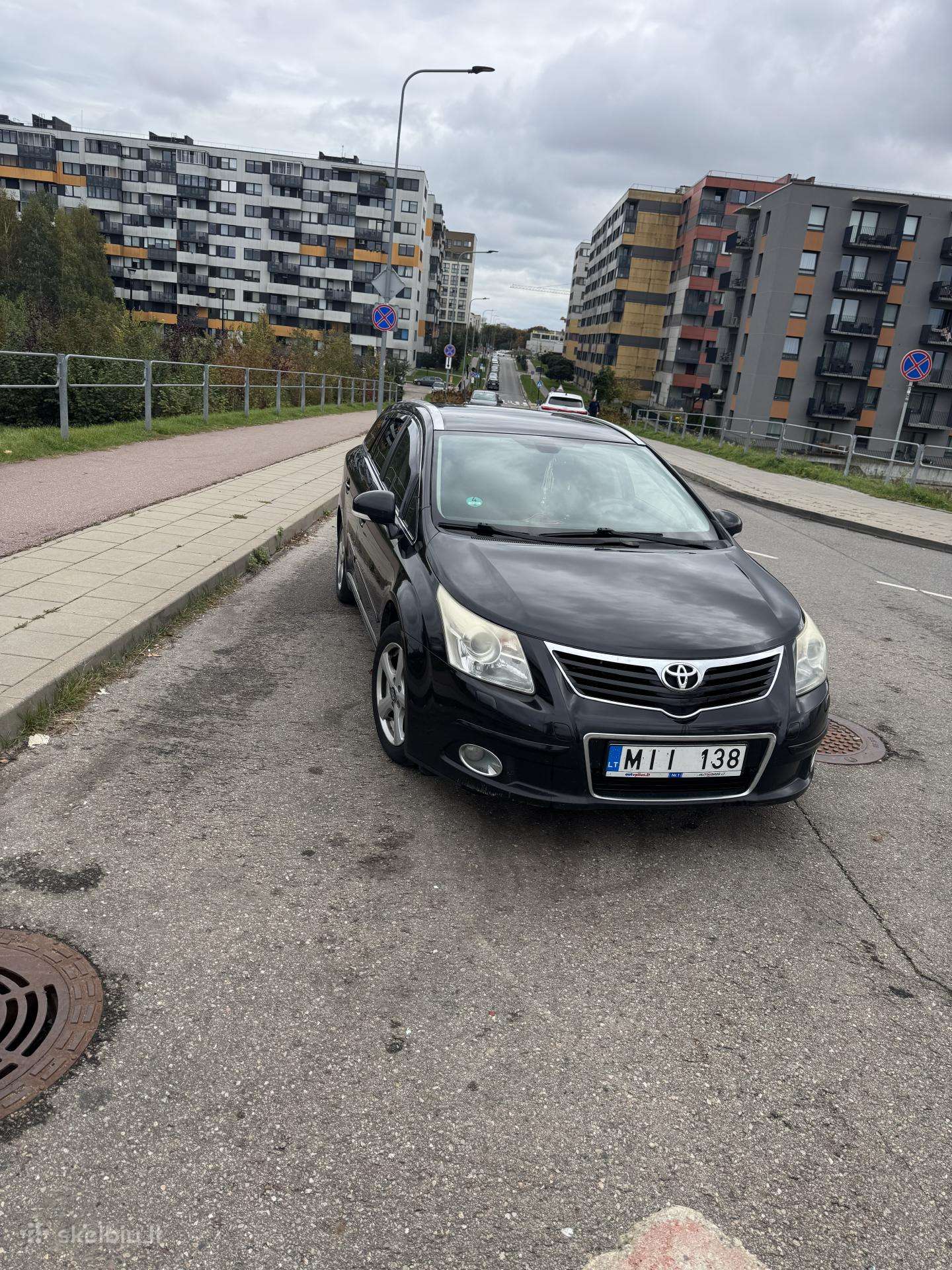 Toyota Avensis 2010 — двигун 2000 cm³, 126 HP (93kW)