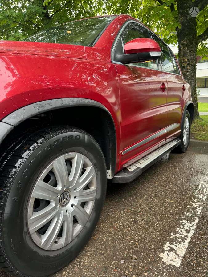 Volkswagen Tiguan 2011 — photo 6