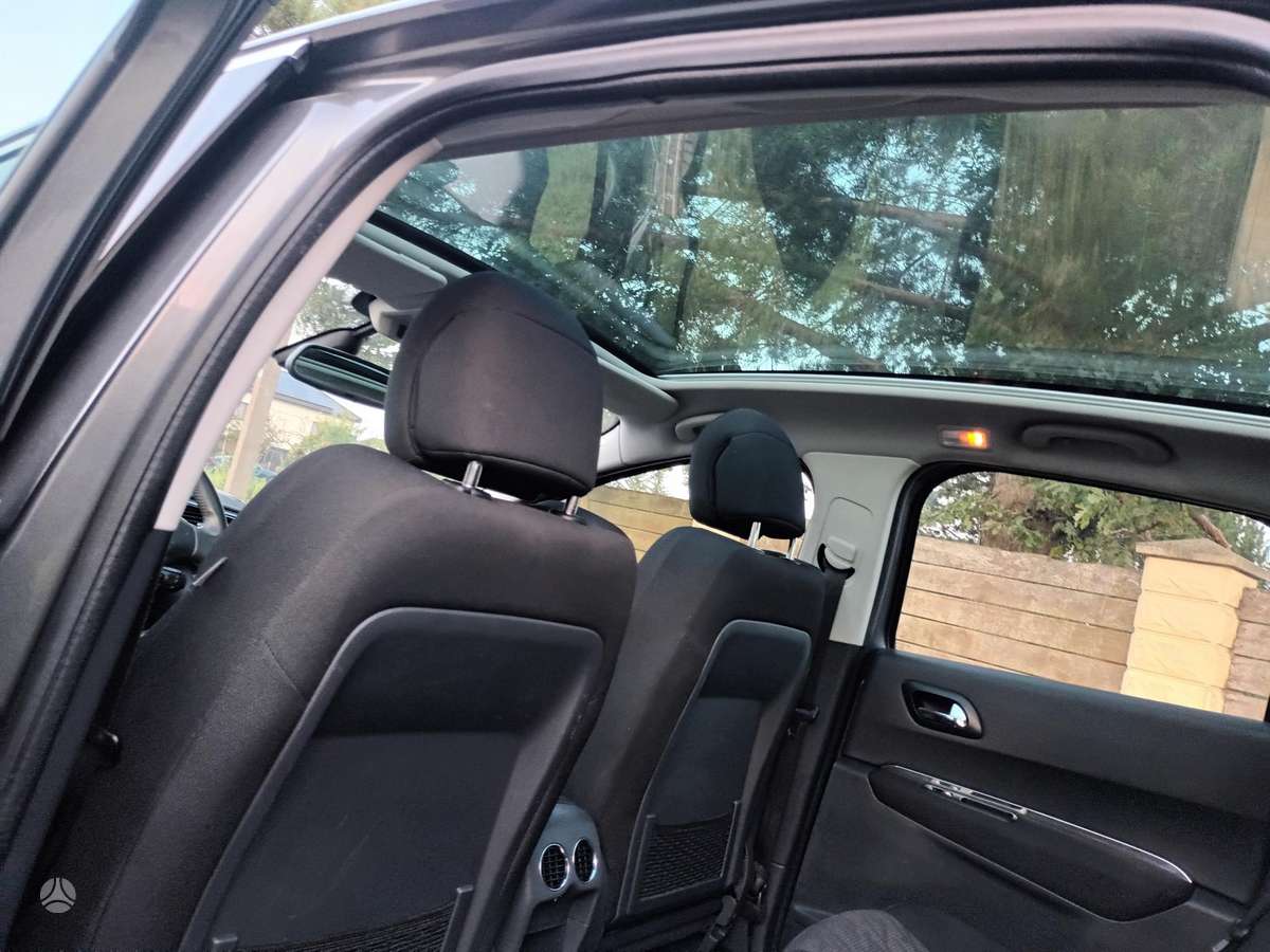 Peugeot 3008 2011 — photo 22
