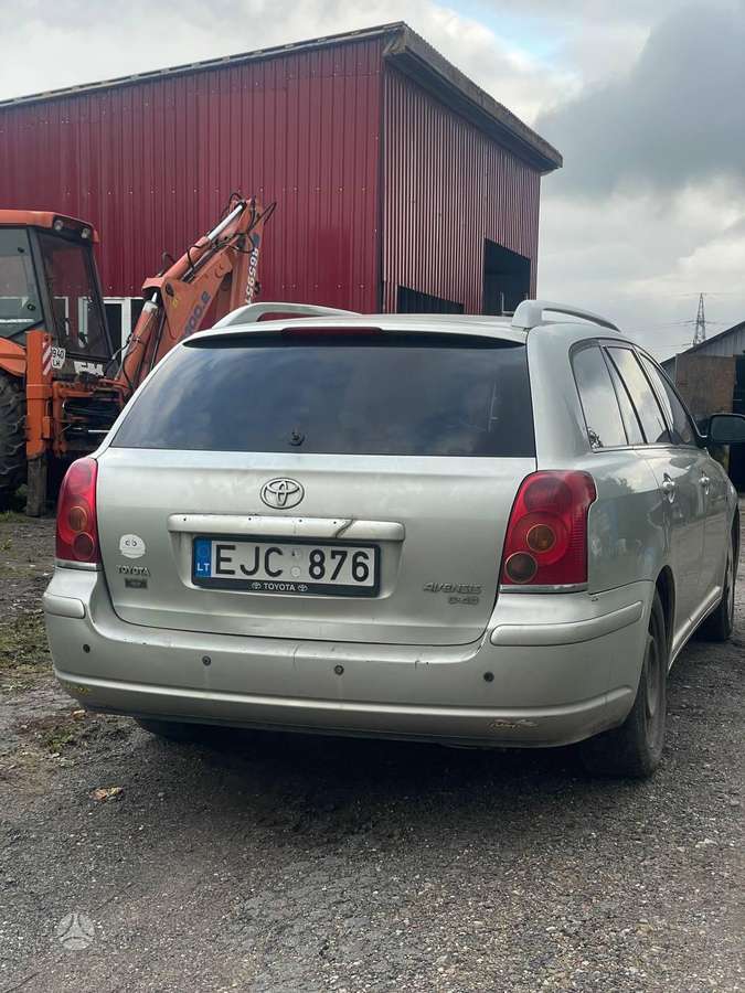 Toyota Avensis 2005 — двигун 2231 cm³, 150 HP (110kW)