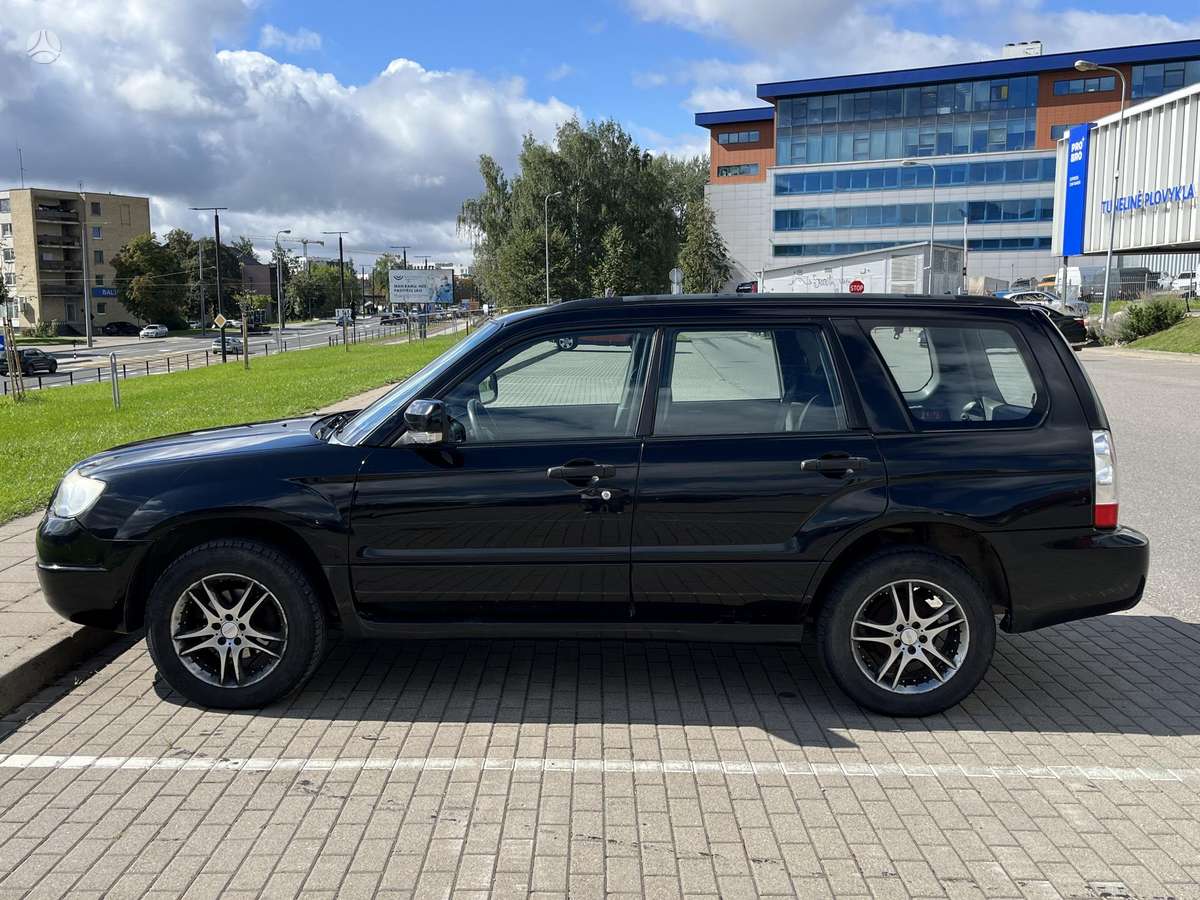 Subaru Forester 2006 — engine 1994 cm³, 158 HP (116kW)