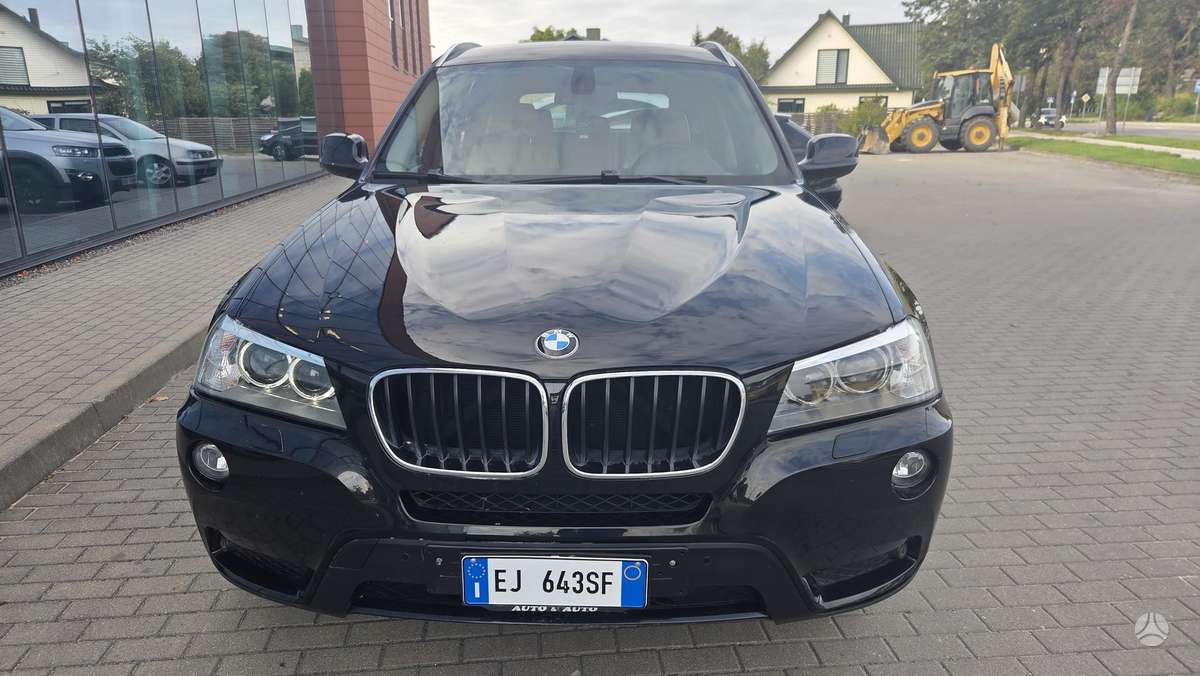 BMW X3, 2011
