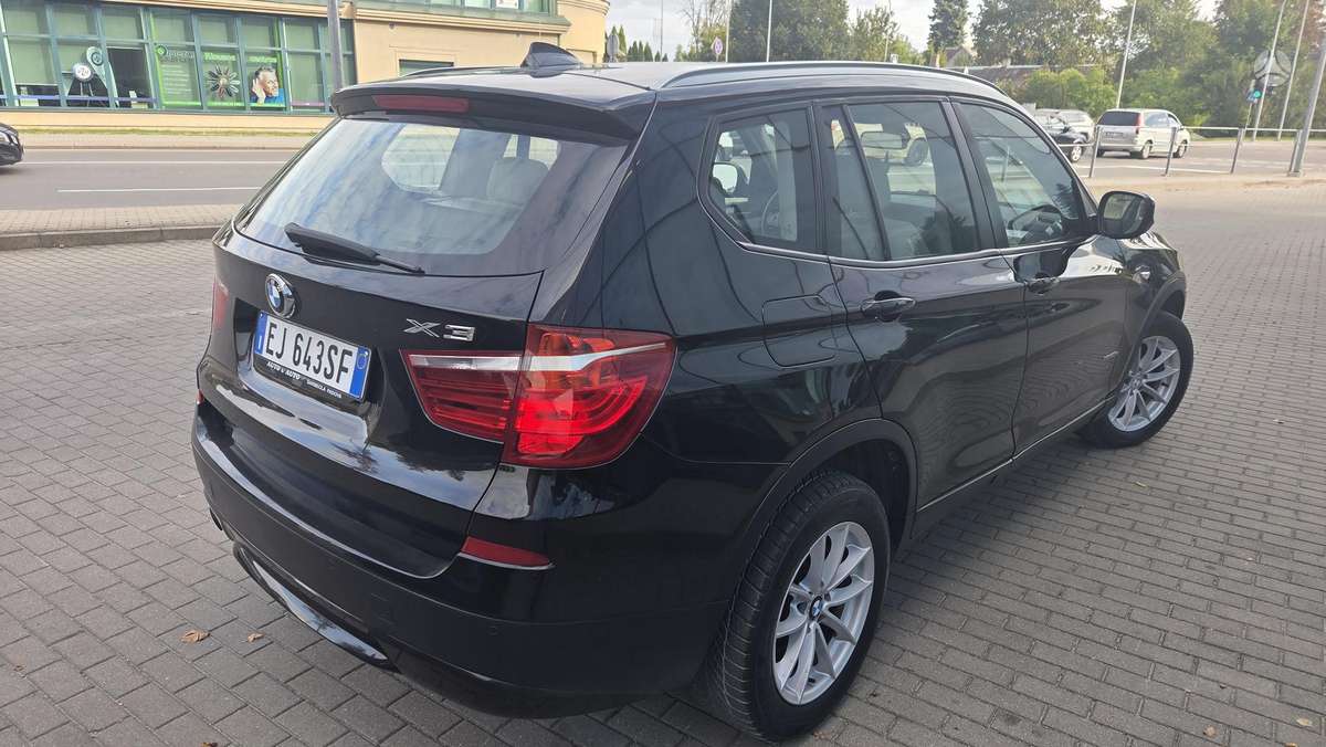 BMW X3 2011 — photo 18