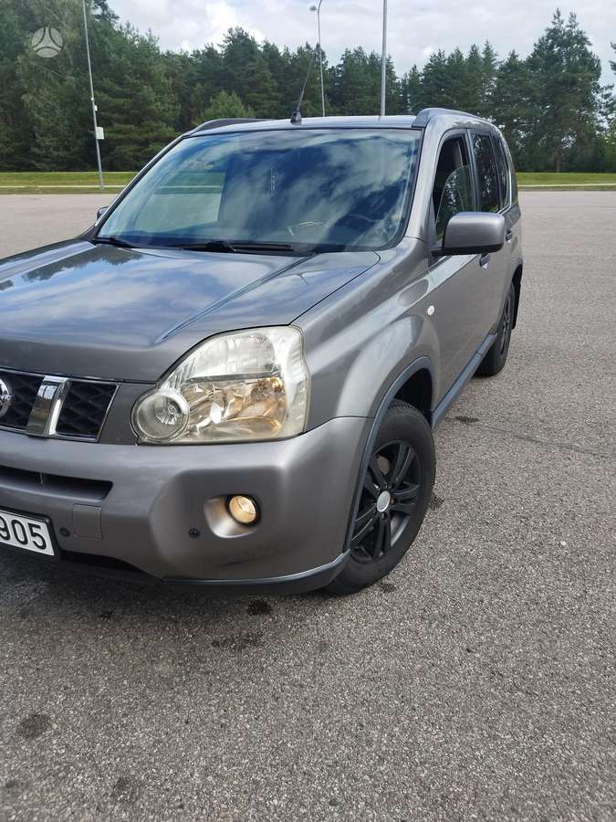 Nissan X-Trail 2008 — engine 1995 cm³, 150 HP (110kW)