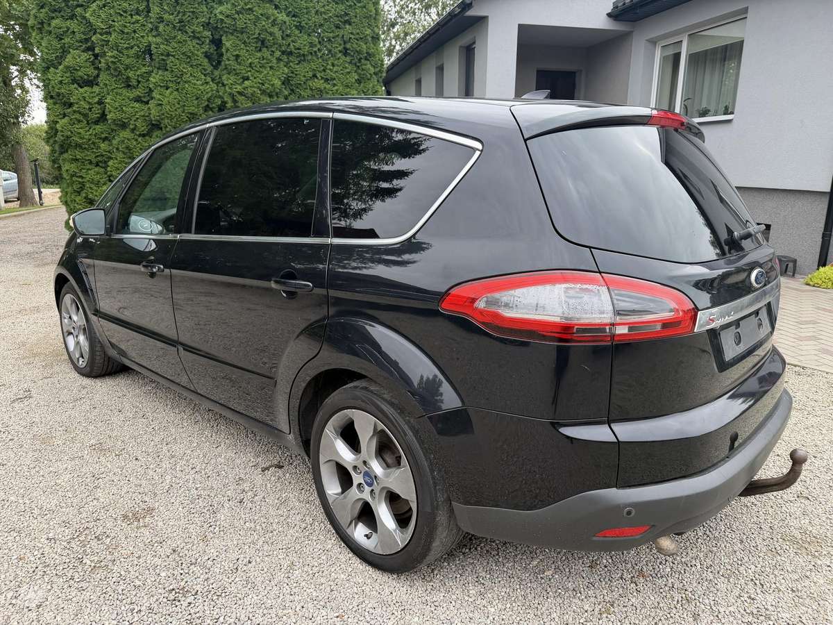Ford S-MAX 2011 — двигун 2000 cm³, 140 HP (103kW)