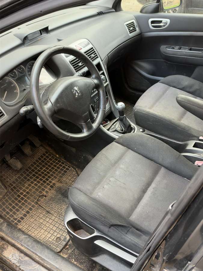 Peugeot 307 2005 — photo 11