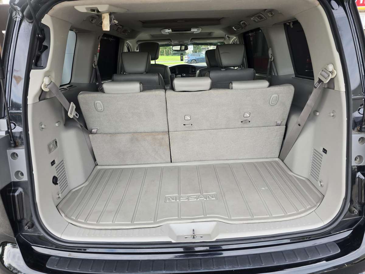 Nissan Quest 2012 — photo 15
