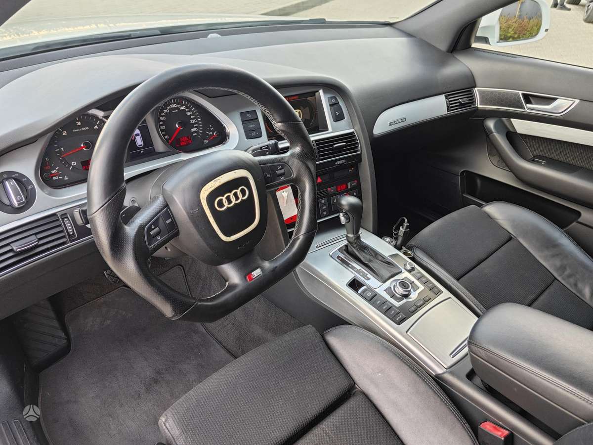 Audi A6 2009 — photo 14