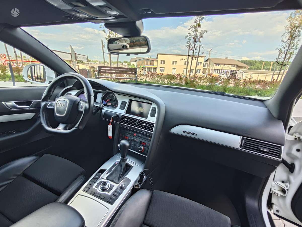 Audi A6 2009 — photo 18