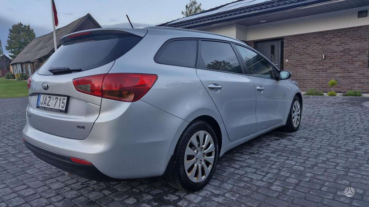 Kia Ceed 2015 — салон