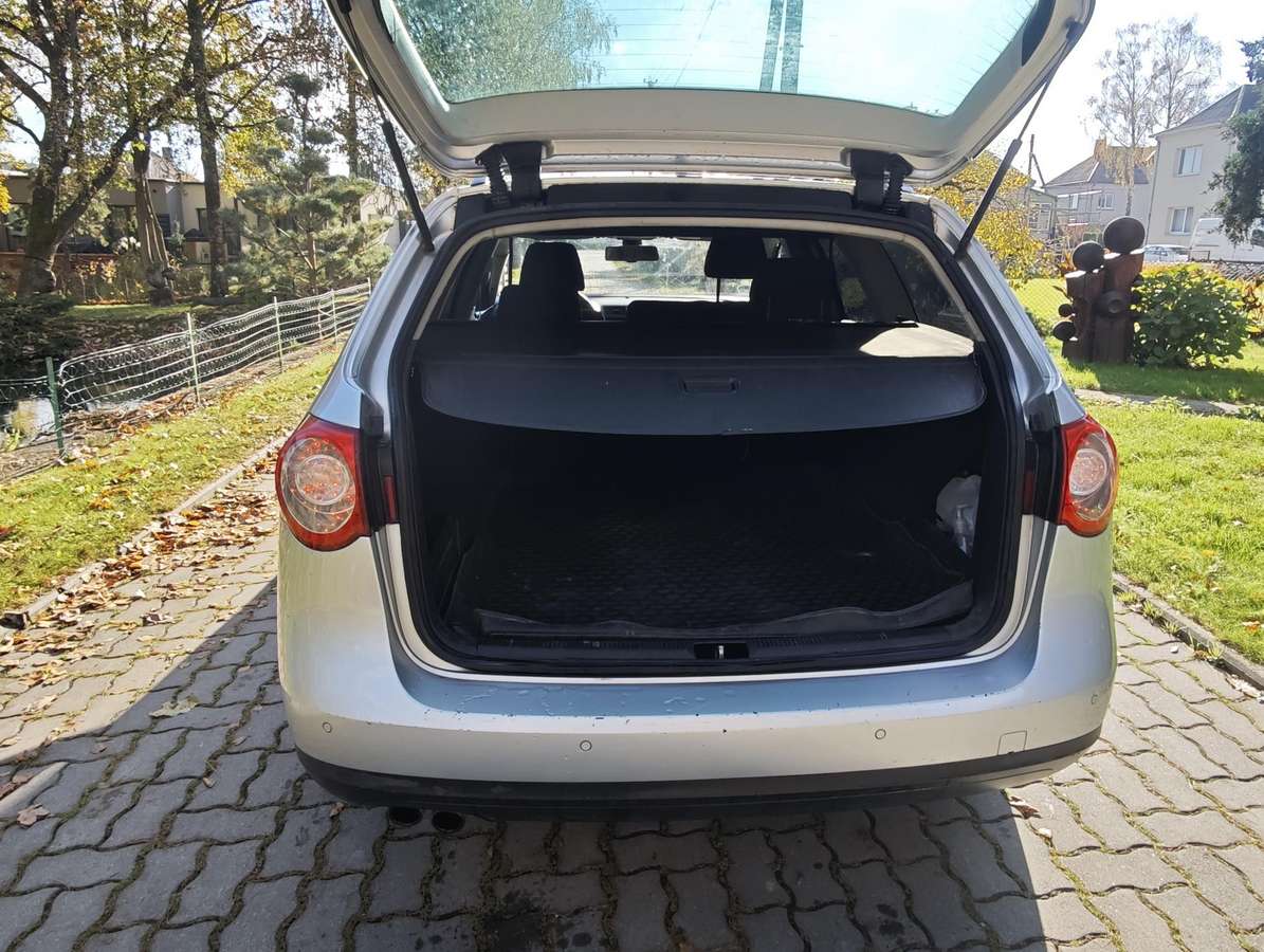 Volkswagen Passat 2009 — photo 6