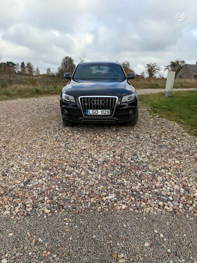 Audi Q5 2009 — двигун 2967 cm³, 241 HP (177kW)